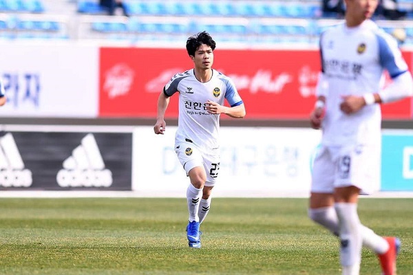 Xem lại video Suwon FC 3-1 Incheon United: Công Phương chơi hay