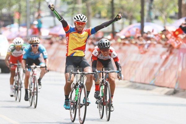 Đua xe đạp Cúp truyền hình 2019: Nguyễn Tấn Hoài thắng chặng 5