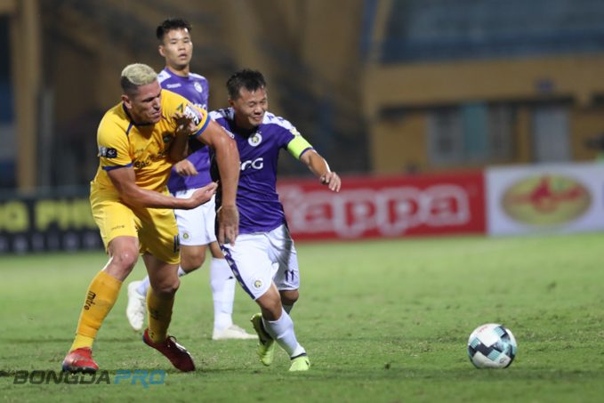 Quá tuổi băm, Thành Lương vẫn rê bóng hay nhất V-League 2019