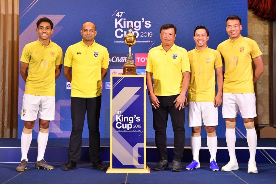 HLV Thái Lan: "Gặp Việt Nam sẽ chứng minh ai mới là đội bóng số 1 Đông Nam Á"