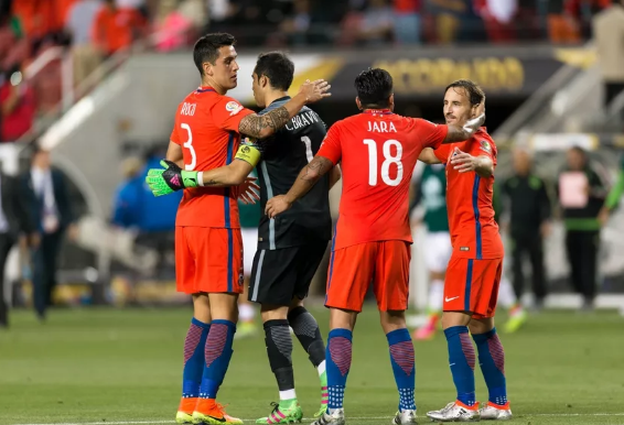Chile nguy cơ mất trụ cột ở tứ kết Copa America 2019
