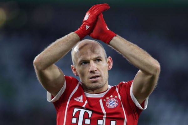 Robben chính thức giải nghệ sau khi chia tay Bayern Munich