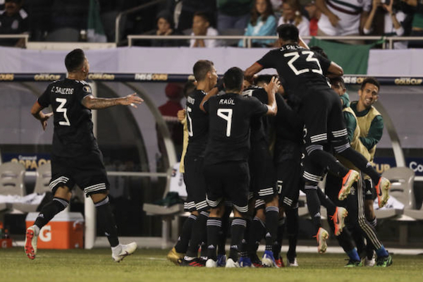 Mỹ 0-1 Mexico: Santos toả sáng, Mexico lần thứ 11 vô địch Gold Cup