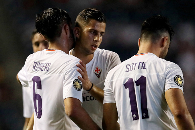 Fiorentina 2-1 Chivas Guadalajara: Giovanni Simeone tỏa sáng, The Viola thắng nhọc