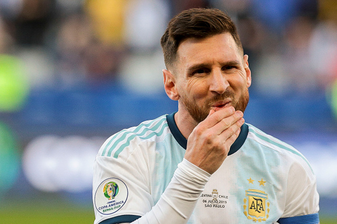 Lionel Messi chính thức bị cấm thi đấu cho Argentina