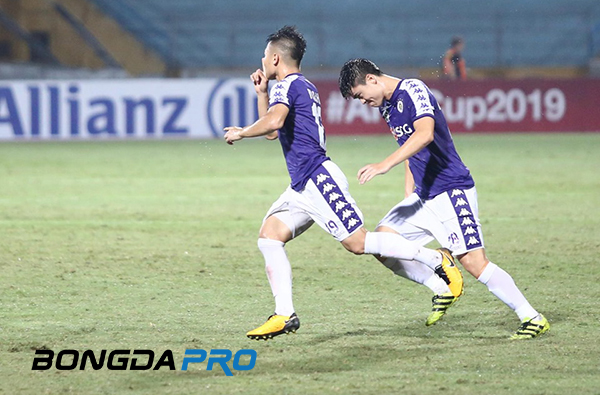 Hà Nội FC 3-2 Altyn Asyr: Quang Hải lập cú đúp, Hà Nội FC đặt 1 chân vào chung kết AFC Cup