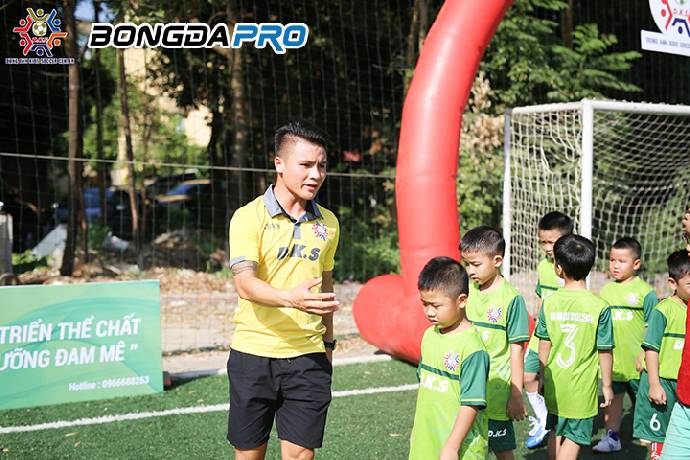 Trung tâm huấn luyện bóng đá trẻ em Đông Anh: Nơi ươm mầm những 'Quang Hải tương lai'