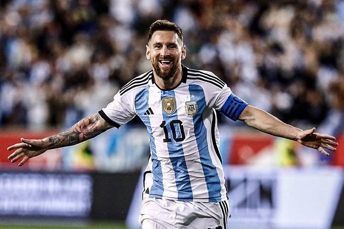 Ngoài Indonesia, Argentina có Messi còn đá giao hữu với đội nào trong hè năm nay 2023?