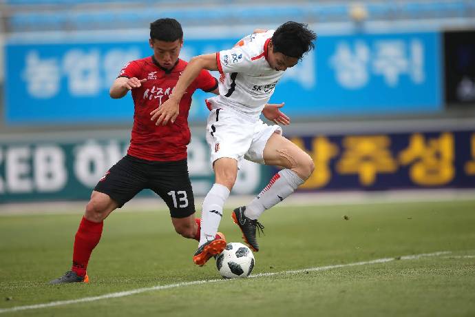 Soi kèo phạt góc Jeju United vs Gwangju, 17h30 ngày 11/7