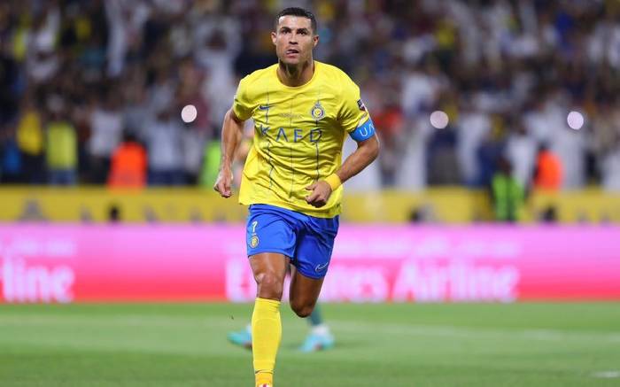 Ronaldo tỏa sáng, Al Nassr 'bay cao' trên BXH Saudi Pro League