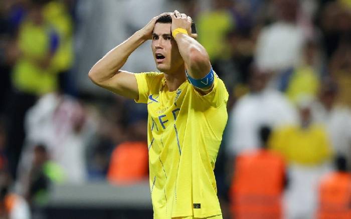 Ronaldo 'tịt ngòi', Al Nassr dứt mạch chiến thắng