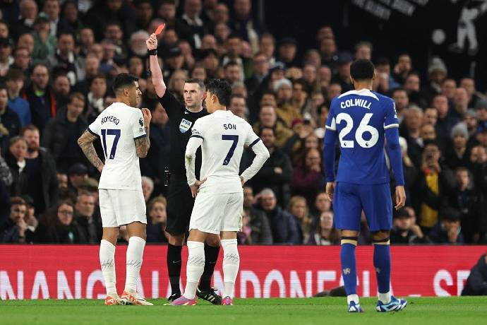 Thua sốc Chelsea, Tottenham chính thức mất ngôi số 1 Ngoại hạng Anh