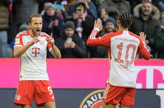 Harry Kane lập kỷ lục mới, Bayern Munich lên vị trí số 1 Bundesliga 
