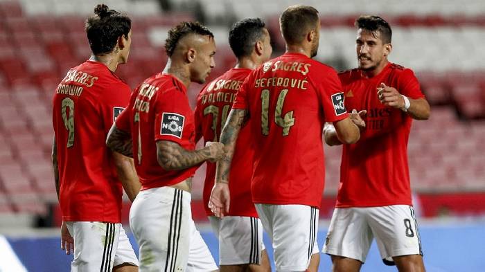 Nhận định, soi kèo Benfica vs Farense, 1h ngày 9/12: Bám đuổi Top1