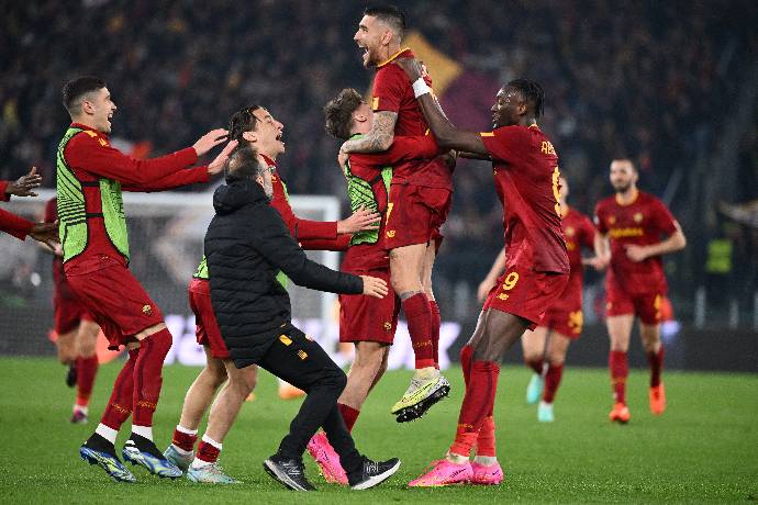 Roma gặp Feyenoord ở vòng play-off  Europa League