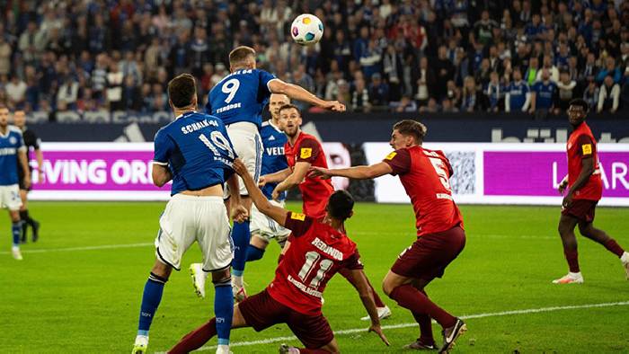 Nhận định, soi kèo Kaiserslautern vs Schalke, 0h ngày 27/1: Khủng hoảng