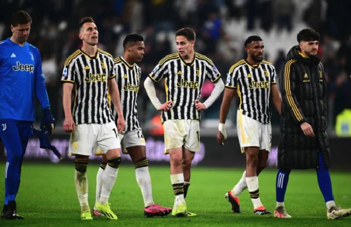 Thua Udinese, Juventus hụt hơi trong cuộc đua vô địch Serie A