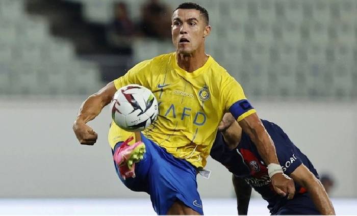 Ronaldo bị gạch tên khỏi ĐT Bồ Đào Nha