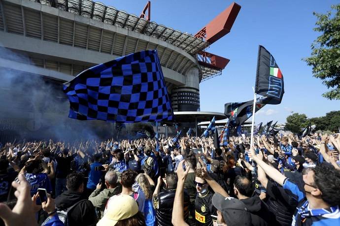 Lịch sử vẫy gọi Inter hướng tới vinh quang trước trận derby