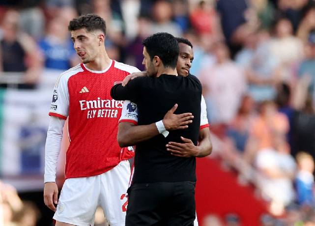 Arsenal lỡ hẹn chức vô địch Ngoại hạng Anh, HLV Arteta nói gì?