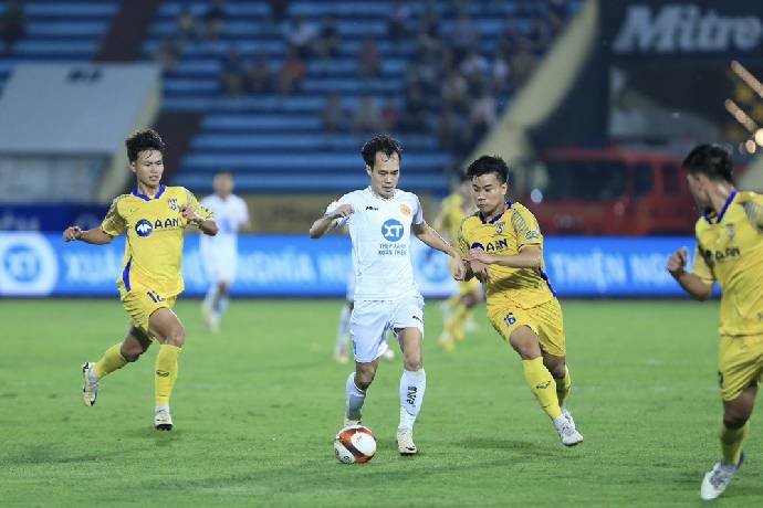 BXH V.League 2023/24 mới nhất: Nam Định dẫn đầu, Hà Nội FC bứt phá