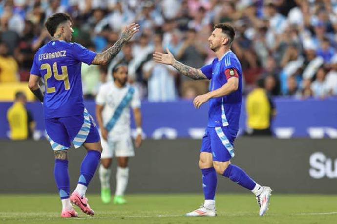 Messi lập cú đúp, Argentina thắng đậm trước thềm Copa America 2024