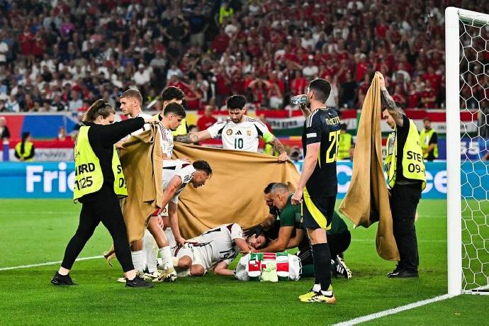 Tin tức bóng đá Euro hôm nay 24/6: Sao Hungary chấn thương bất tỉnh