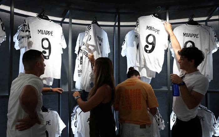 Vé xem buổi ra mắt Real Madrid của Kylian Mbappé giá bao nhiêu?