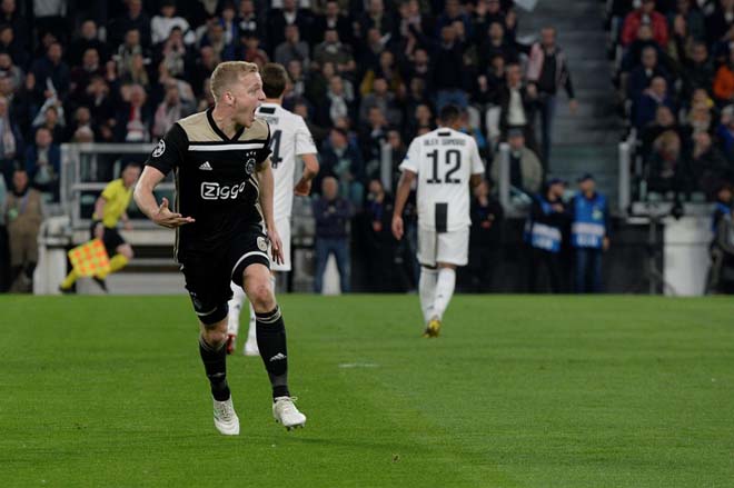 Juventus 1-2 Ajax: Ngược dòng ngoạn mục, đoàn quân Hà Lan vào bán kết