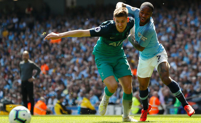 Man City 1-0 Tottenham: Người hùng bất ngờ đưa The Citizens lên đầu bảng