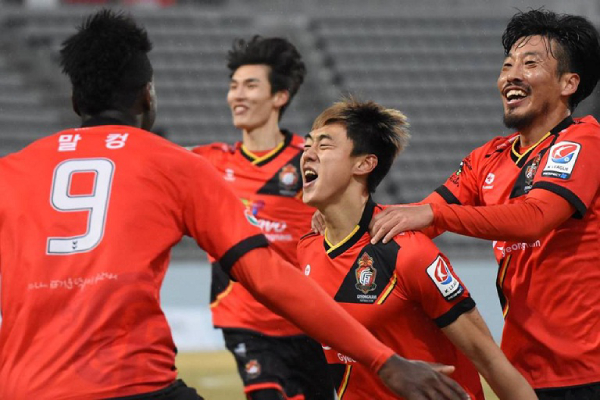 Gyeongnam 2-3 Kashima Antlers: Chiến thắng xứng đáng