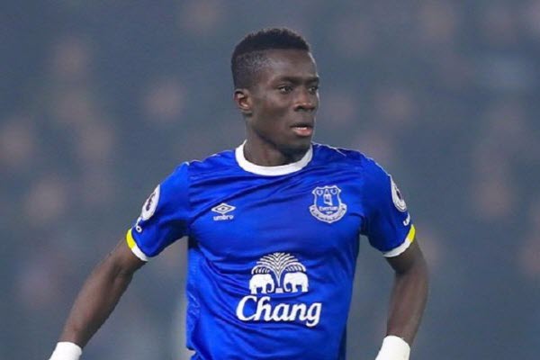 PSG mua sao Senegal thay thế Adrien Rabiot