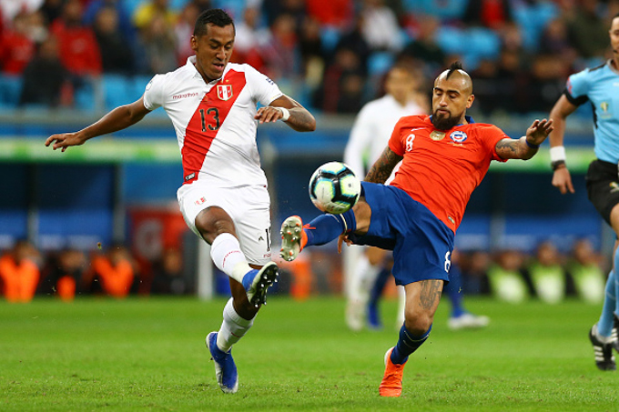 Alexis Sanchez vô duyên, Chile bị Peru biến thành cựu vương Copa America